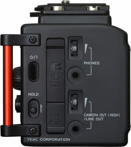 Tascam DR-60D MkII Πολυκάναλος Ψηφιακός Φορητός Εγγραφέας Μπαταρίας/Ρεύματος για Εγγραφή σε Κάρτα Μνήμης με Διάρκεια Εγγραφής 5 Ώρες, Phantom Power και Τροφοδοσία USB