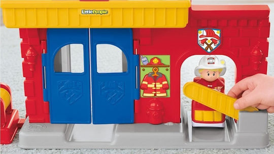 Fisher Price Vehicle Little People Wheelies Fire Station for 12++ Months