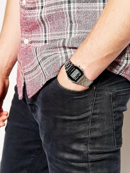 Casio Vintage Iconic Ρολόι Μπαταρίας με Μεταλλικό Μπρασελέ