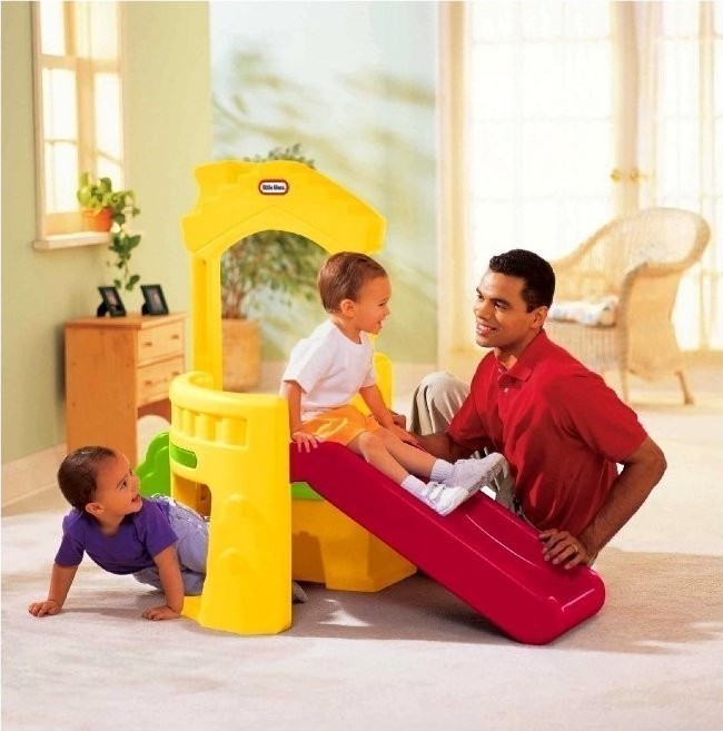 Little Tikes Play House with a Climbing Frame and Slide Skroutz.gr