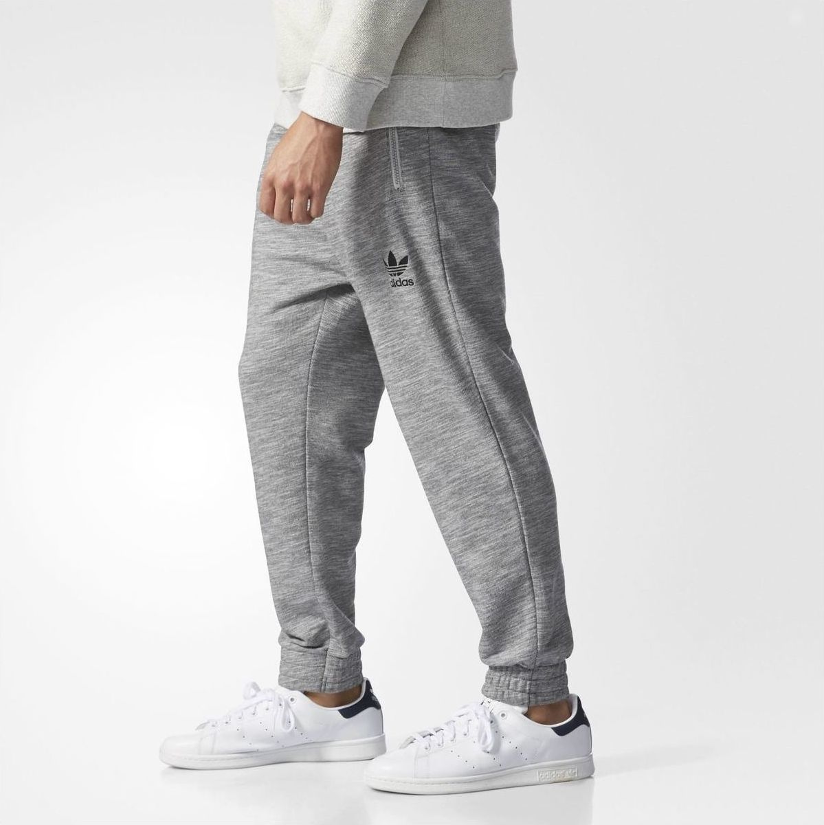 adidas noize baggy sweatpants