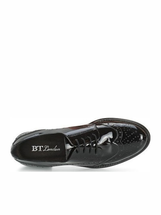 Codeux Damen Oxfords aus Lackleder in Schwarz Farbe