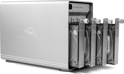 OWC Mercury Elite Pro Quad RAID Hard Drive Case for 4 Hard Drives 2.5" / 3.5" SATA III with connection USB 3.1 in Silber color