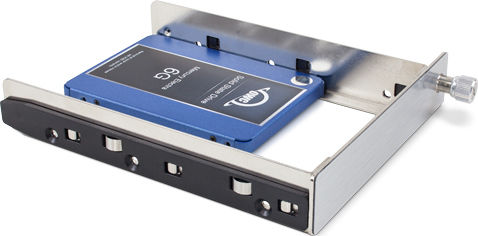 OWC Mercury Elite Pro Quad RAID Hard Drive Case for 4 Hard Drives 2.5" / 3.5" SATA III with connection USB 3.1 in Silber color