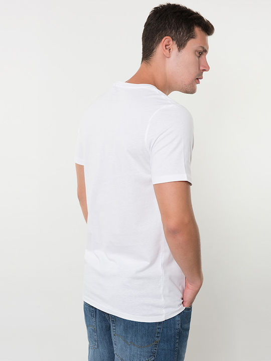 T-shirt White