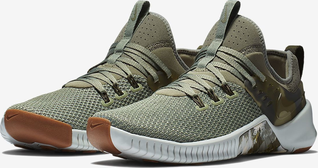nike free metcon ah8141