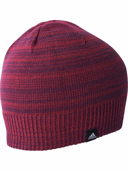Beanie Reversible Beanie with Rib Knit in Burgundy color