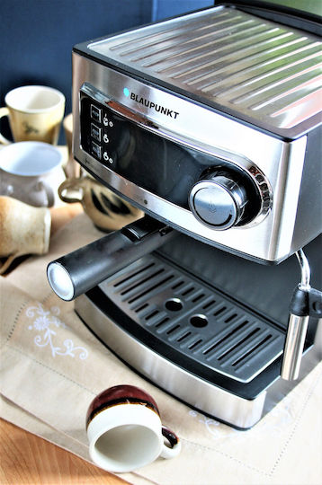 Blaupunkt CMP301 Espressomaschine 850W Druck 15bar Silber