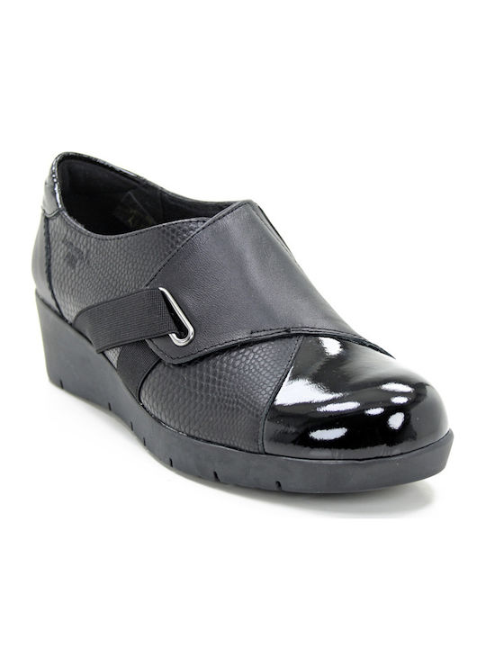 Boxer Women's Leather Slip-Ons Black