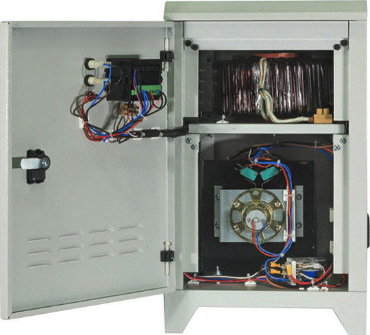 Delta SVR Soho 8000 Σταθεροποιητής Τάσης Servo 8000VA