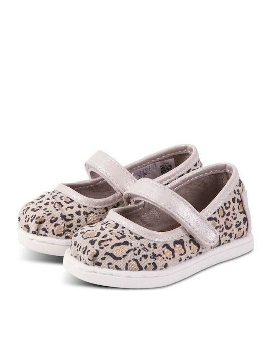 Toms