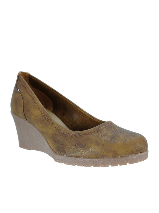 Women's Closed Toe Platforms Brown