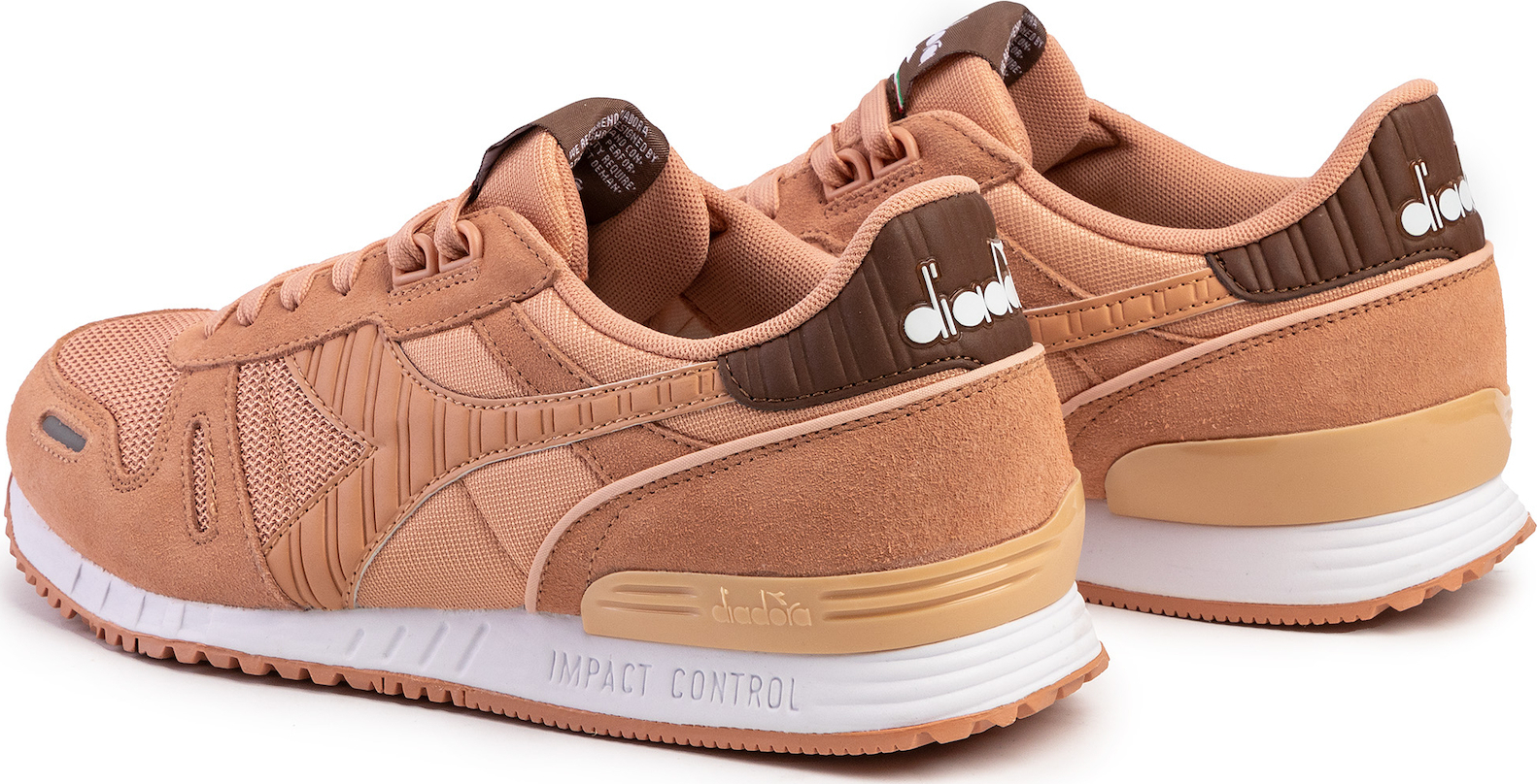 diadora titan leather