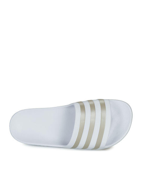 Adilette Aqua Men's Slides Cloud White / Platinum Metallic