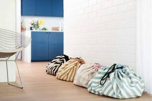 Play&go Kinder Spielmatte aus Stoff Stripes Rosa 140x40cm 1Stück