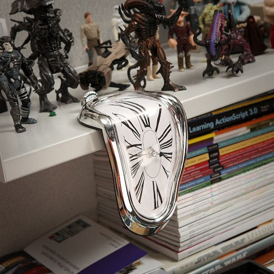 Melting Time Clock Сребрист Масов Часовник с Индикатори Пластмаса Сребрист 22810