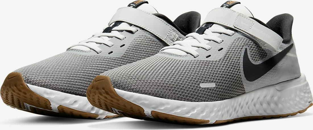 nike revolution flyease 5 review