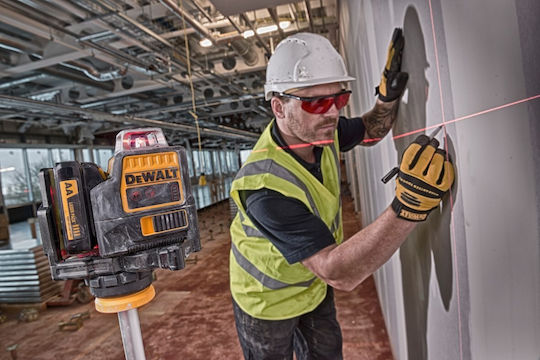 Dewalt DCE089D1R Αυτορυθμιζόμενο Γραμμικό Αλφάδι Laser Κόκκινης Δέσμης 10.8V με Εύρος Εργασίας 15m