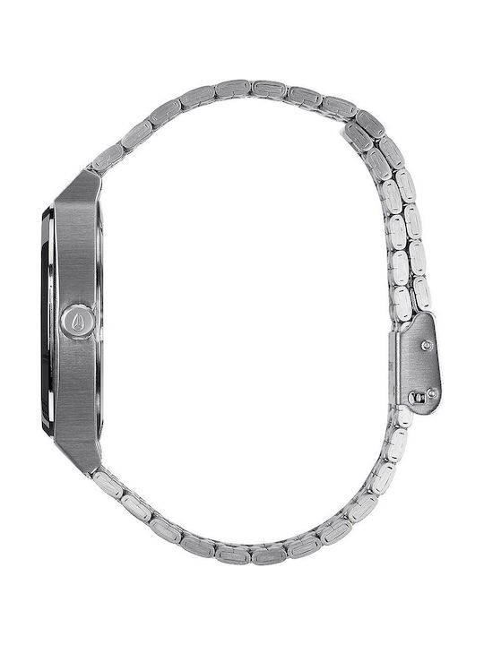 Nixon Ανδρικό Ρολόι 37mm Μπαταρίας με Ασημί Μεταλλικό Μπρασελέ
