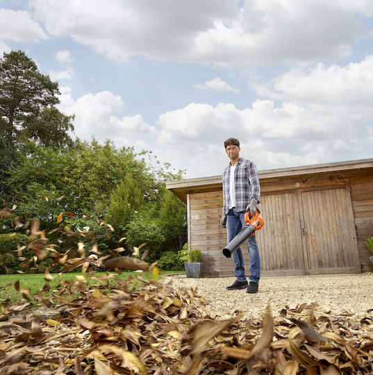 Black & Decker Laubbläser Handheld Akku 18V Solo mit Maximaler Luftgeschwindigkeit 145km/h