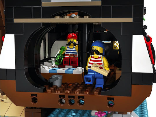 LEGO Ideas Pirates Barracuda Bay για 16+ Ετών 2545τμχ