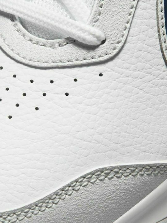 Varsity Leather GS Kids Sports Shoes Running with Laces White