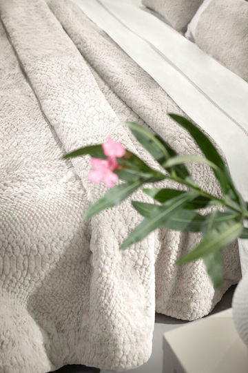 Guy Laroche Crusty Furry Blanket Double 220x240cm Ivory