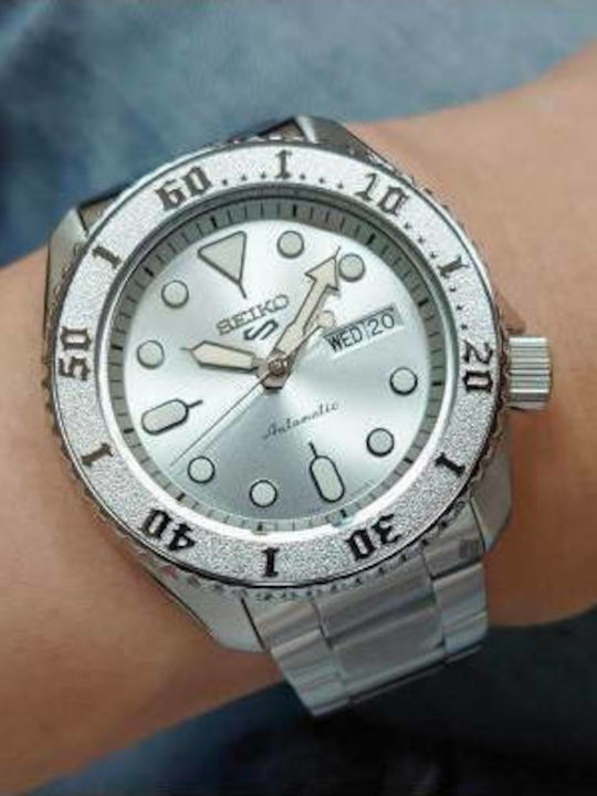 Seiko 5 Sports Men's Watch 42.5mm Automatic with Silver Metal Bracelet