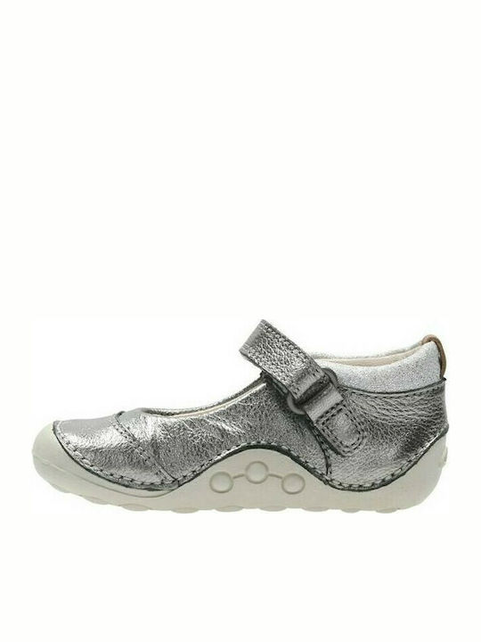 Clarks Kids Anatomic Leather Ballerinas Little Lou with Hoop & Loop Closure Silver