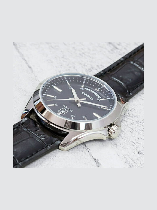 Casio Day Date Ανδρικό Ρολόι 39.8mm Μπαταρίας με Μαύρο Δερμάτινο Λουράκι