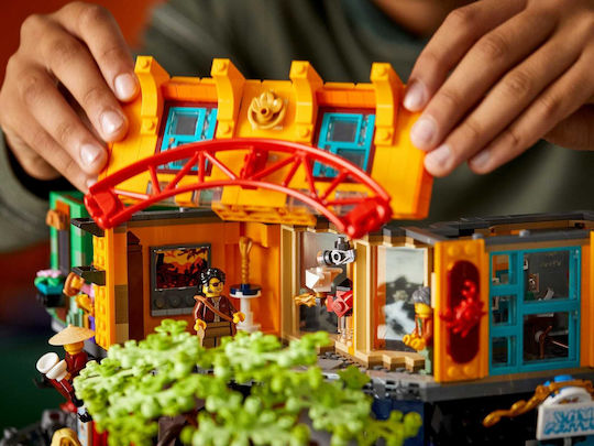 Ninjago City Gardens pentru 14+ ani Ani 5685buc