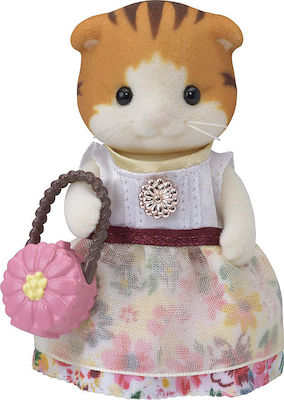 Epoch Toys Miniature Toy Town Girl Series Maple Cat Sylvanian Families for 3+ Years