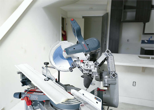 Bosch GCM 10 GDJ Fierăstrău Cu Tăietor De Unghi La Rețea 1800W Diametru Disc 254mm