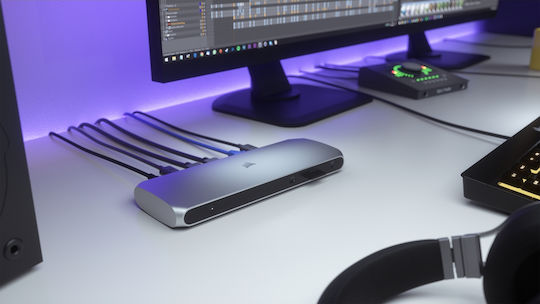 Corsair TBT100 Stație de Andocare Thunderbolt 3 cu HDMI 4K Suport PD Ethernet și Conexiune 2 Monitoare Argintie