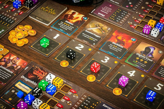 Настолна игра Roll Player за 1-4 играчи 10+ години (EN) Thunderworks Games