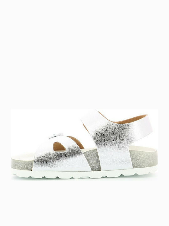 Kickers