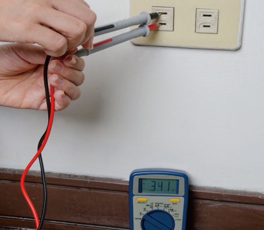 King Tony Digitales Multimeter mit AC / DC / Widerstandsmessung 9DM1361