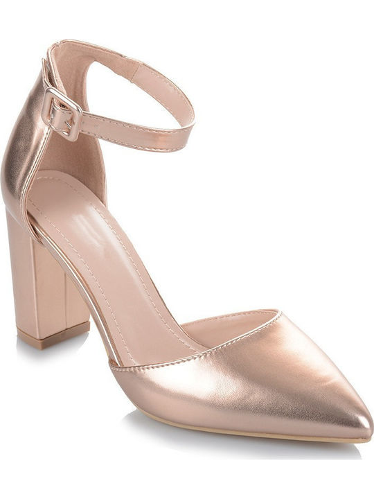 Famous Shoes