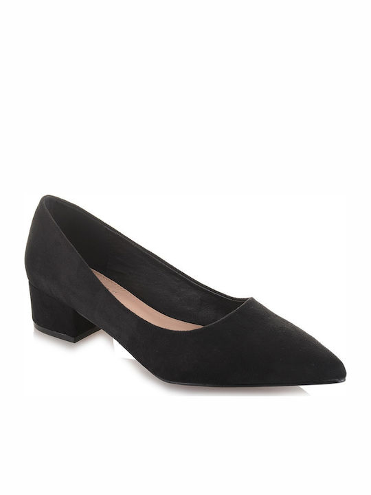 Famous Shoes
