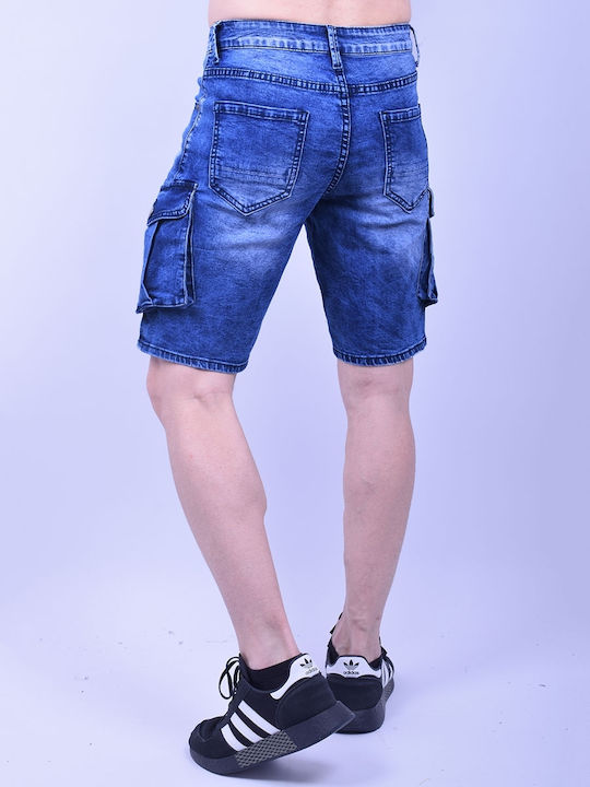 Cargo shorts with Jean denim jeans with untucking