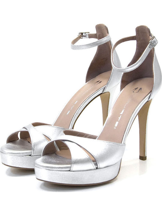 860F01 Leather Sandals Silver
