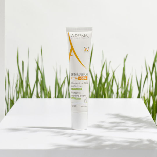 A-Derma Epitheliale A.H Ulta Creme Körperpflege Regeneration mit Hyaluronsäure für Normale & Empfindliche Haut 40ml