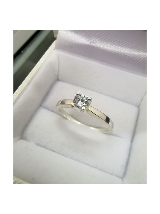 Silver solitaire ring with white cubic zirconia