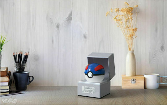 The Wand Company Pokemon Great Ball Diecast Replica Item Length 8cm in Scale 1:1