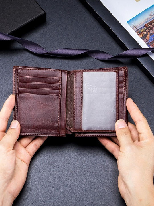 Leather Men's Wallet Classic with RFID Brown