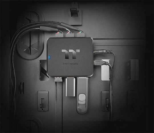 Thermaltake H200 Internal USB Hub plus