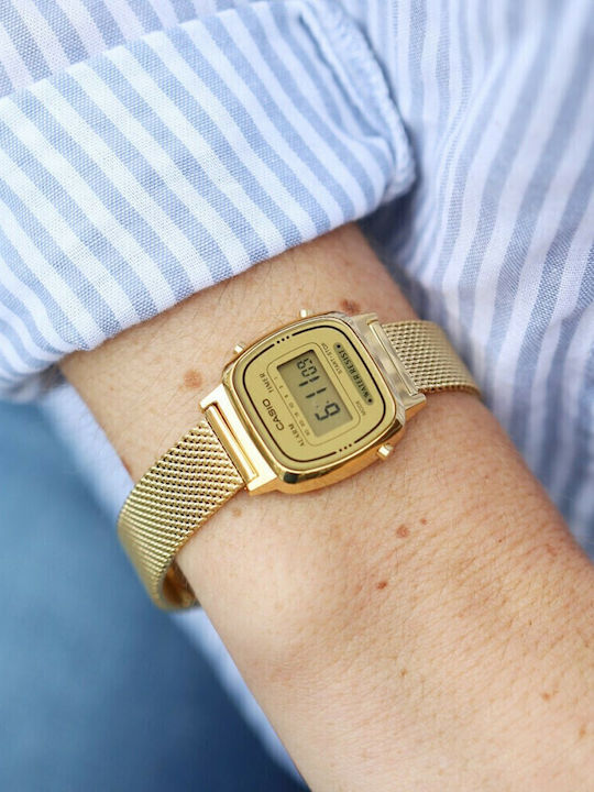 Casio Vintage Ψηφιακό Γυναικείο Ρολόι 24.6mm Μπαταρίας με Χρυσό Μεταλλικό Μπρασελέ