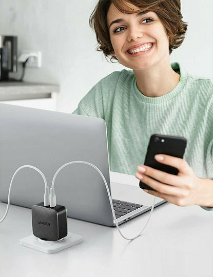 Ugreen Incarcător Fără Cablu GaN Cu 2 Porturi De Ieșire USB-C 66W Livrarea Energiei Quick Charge 2.0 Quick Charge 3.0 Negru (CD216)