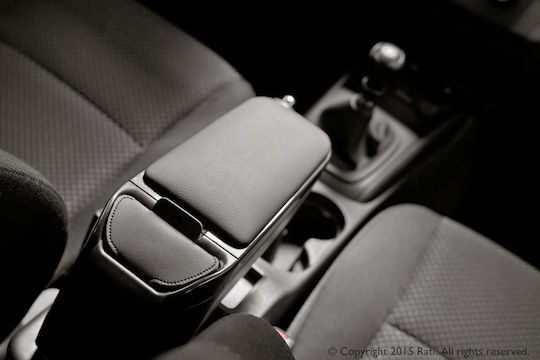 Rati Armster Car Armrest for Chevrolet Niva 2013+ Black