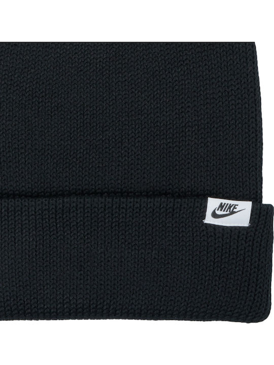 Cuffed Futura Beanie Beanie Knitted in Black color